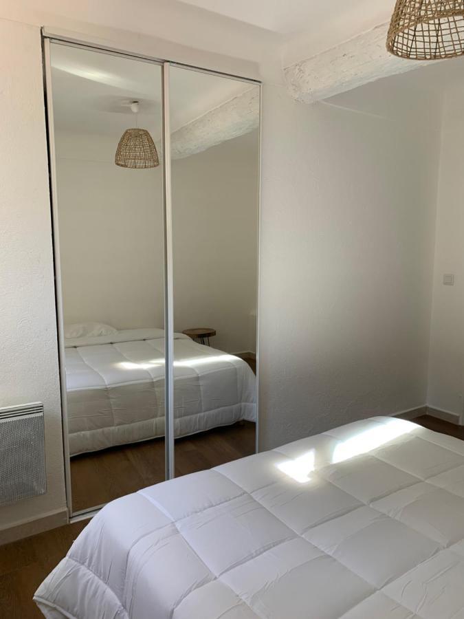 Appartement Superbe 3 Pièces Situé Dans Le Vieux-nice *